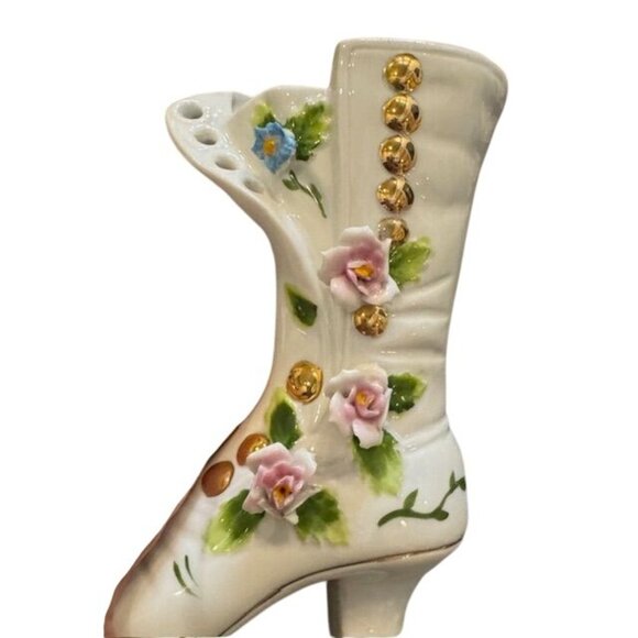 Vintage Ceramic Victorian Style Boot Vase With Floral & Gold Button Detailing - Picture 8 of 8